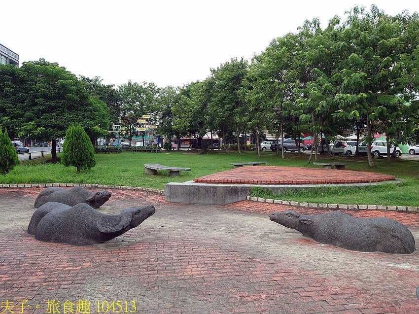 104513.jpg 104513.jpg