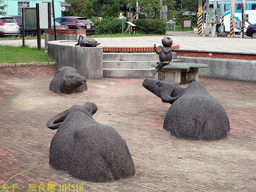 104518.jpg 104518.jpg