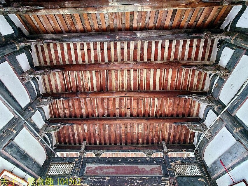 104562.jpg 104562.jpg