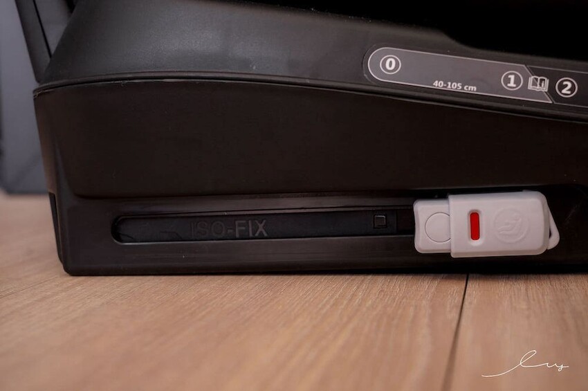 Chicco Seat3Fit Isofix安全汽座Air版 |ptt推薦安全座椅，成長型汽座可360旋轉，第三支撐腳輕鬆安裝！ - 艾薇覓食趣