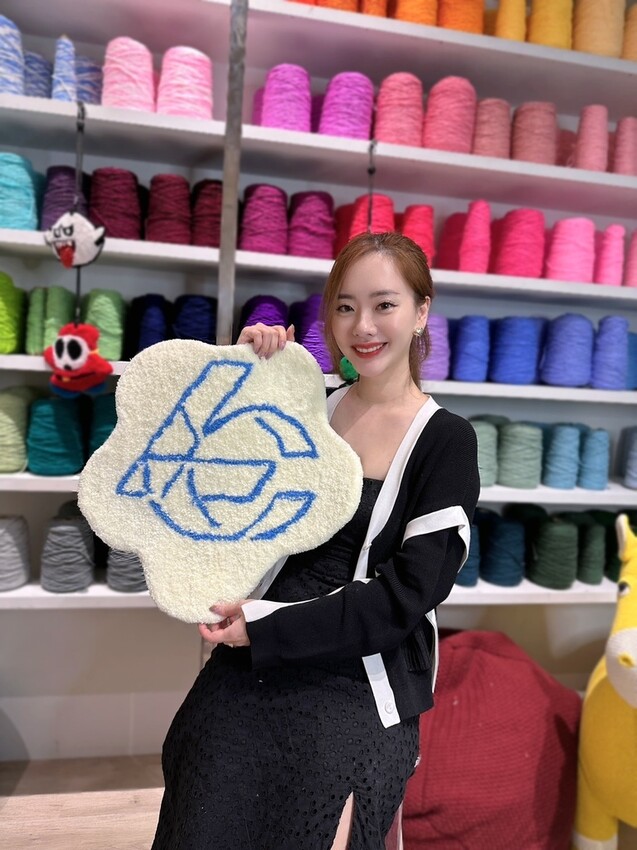 2023台北手作體驗推薦《JOMO做夢製所》用簇絨槍搭配首創「無重力系統」輕鬆製作手作地毯！松山區DIY體驗