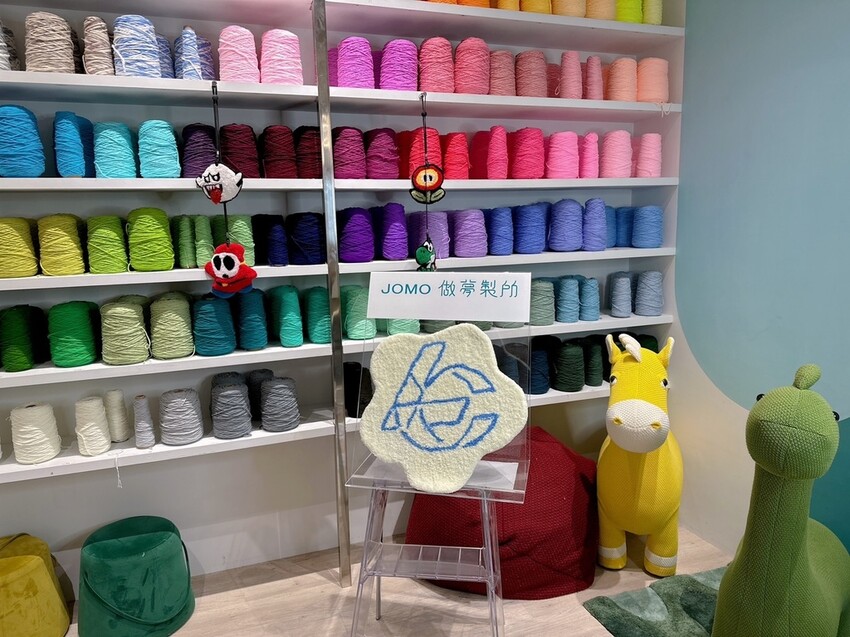2023台北手作體驗推薦《JOMO做夢製所》用簇絨槍搭配首創「無重力系統」輕鬆製作手作地毯！松山區DIY體驗