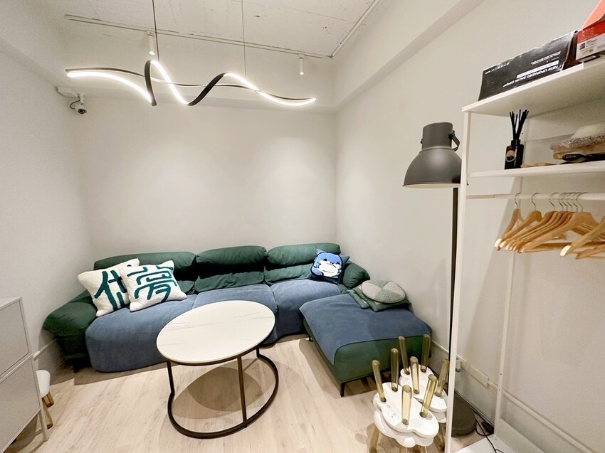 2023台北手作體驗推薦《JOMO做夢製所》用簇絨槍搭配首創「無重力系統」輕鬆製作手作地毯！松山區DIY體驗