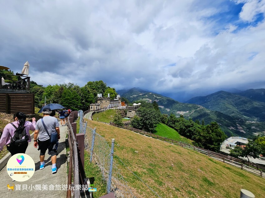 [旅遊]南投 藍天白雲綠草地 愜意賞景郊遊趣 來清境農場與羊咩咩度過愉快的假期吧！