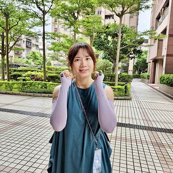 夏日防曬套組推薦/瑟夫貝爾CERF BELL涼感手套+袖套+萬用頭巾三件套/超涼爽降溫術,戶外防曬好幫手!