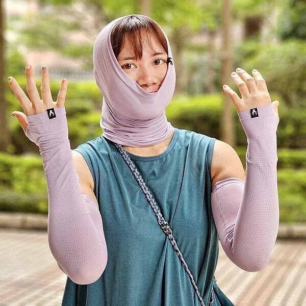 夏日防曬套組推薦/瑟夫貝爾CERF BELL涼感手套+袖套+萬用頭巾三件套/超涼爽降溫術,戶外防曬好幫手!