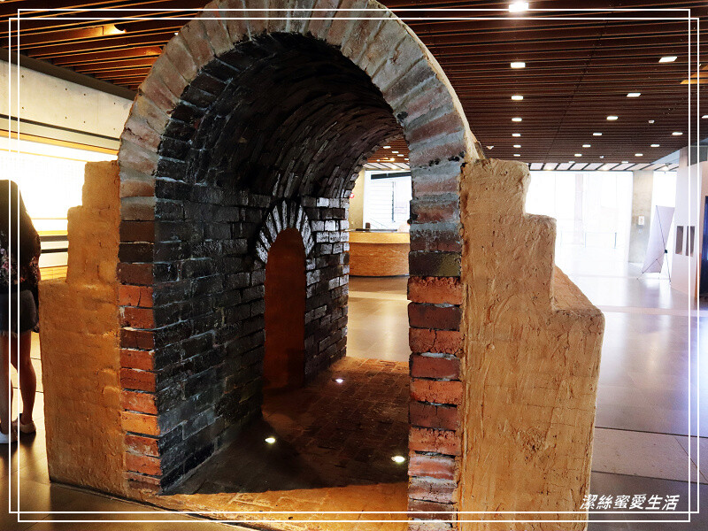 鶯歌陶瓷博物館-不僅有夏日免費戲水!室內展館X戶外藝術園區~寓教於樂親子景點