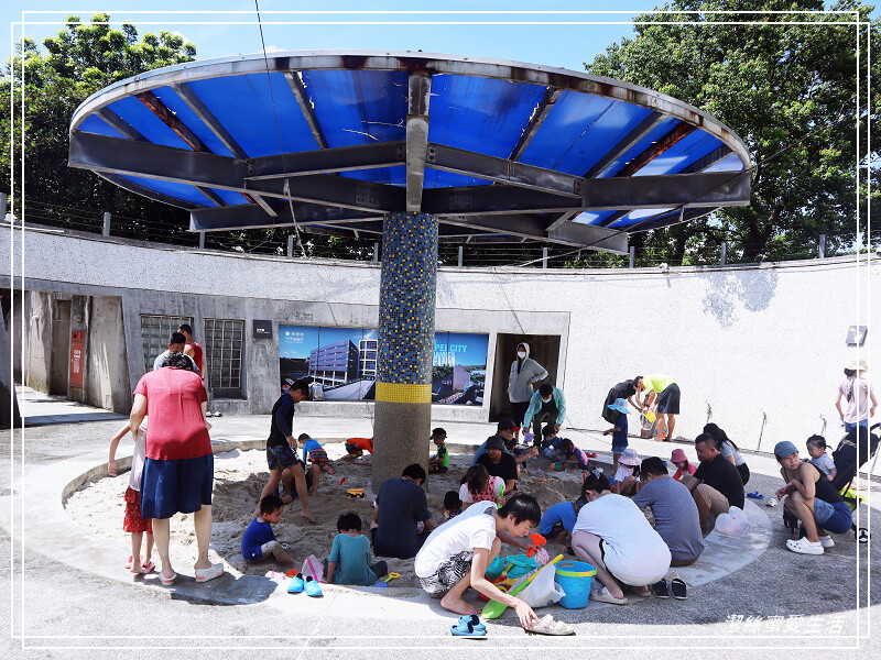 鶯歌陶瓷博物館-不僅有夏日免費戲水!室內展館X戶外藝術園區~寓教於樂親子景點