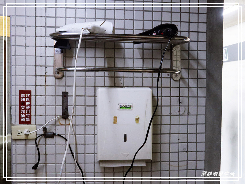 鶯歌陶瓷博物館-不僅有夏日免費戲水!室內展館X戶外藝術園區~寓教於樂親子景點