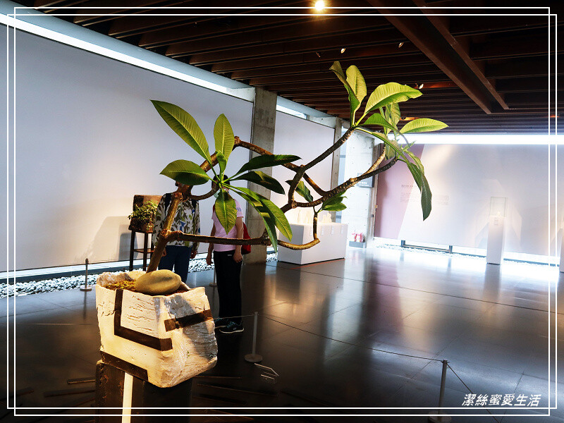 鶯歌陶瓷博物館-不僅有夏日免費戲水!室內展館X戶外藝術園區~寓教於樂親子景點