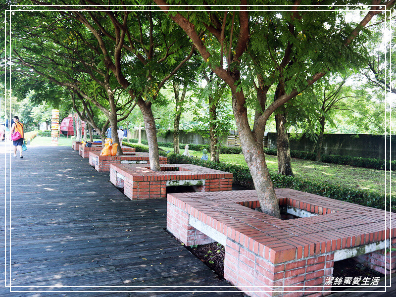 鶯歌陶瓷博物館-不僅有夏日免費戲水!室內展館X戶外藝術園區~寓教於樂親子景點