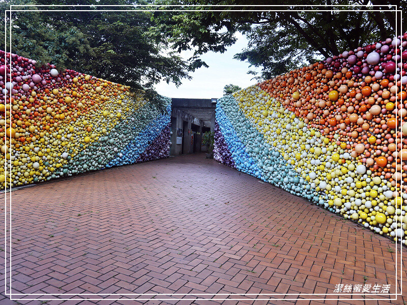 鶯歌陶瓷博物館-不僅有夏日免費戲水!室內展館X戶外藝術園區~寓教於樂親子景點