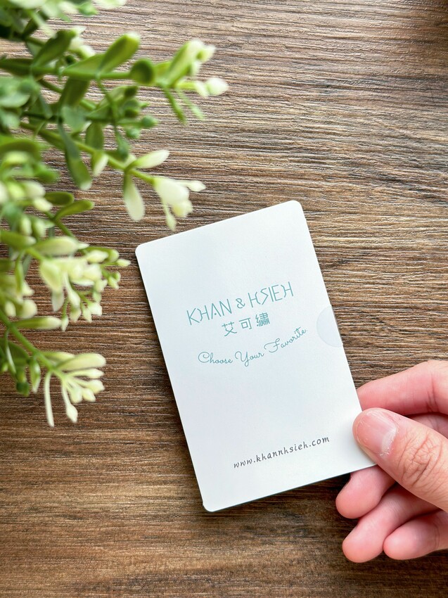 2023夏日羊毛披肩穿搭｜小資女孩必學披肩穿搭術｜簡單步驟 一週穿搭不重樣｜艾可繡-繡花機織高級細羊毛披肩 - 萍姐愛分享