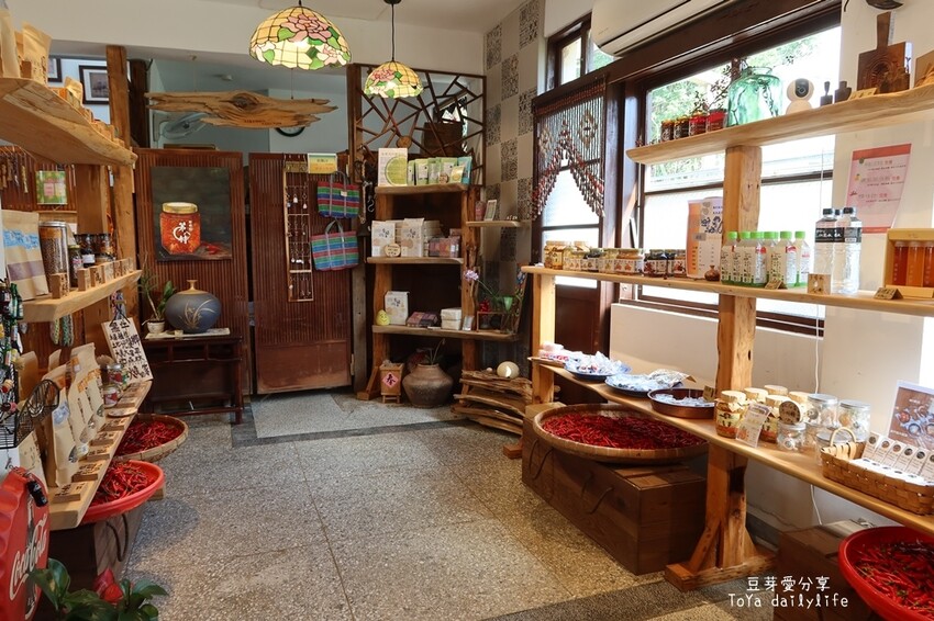 花蓮。又一村文創園區|文青風老宅文創聚落 悠閒走走的好地方 🌱豆芽愛玩在花蓮