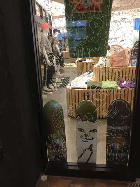 日本,沖繩自駕遊6天5夜(三)殘波岬、琉球村、風獅爺、石敢當、美浜美國村