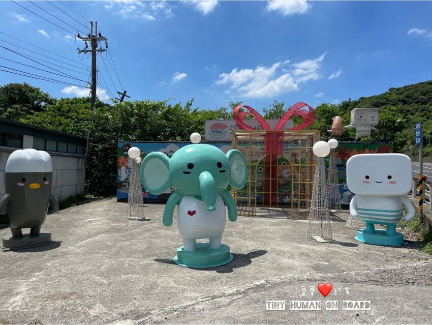 2023 【八斗子親子景點】搭河豚列車體驗深奧鐵道自行車光雕隧道(附自行車、台鐵時刻表)