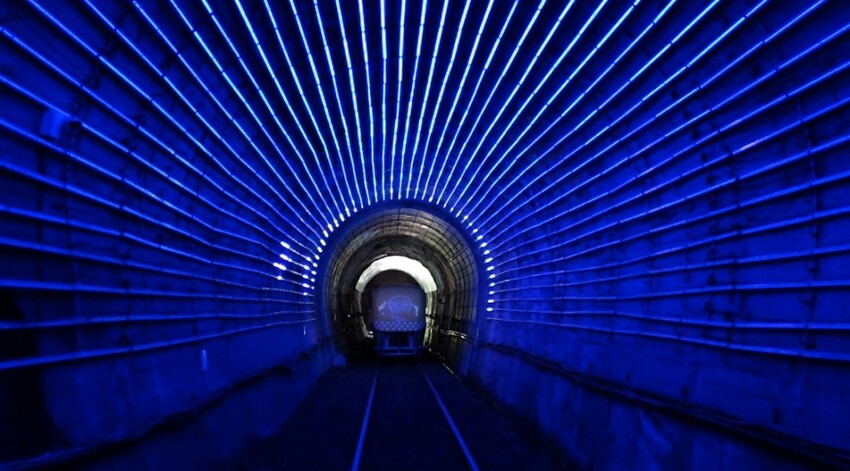 2023 【八斗子親子景點】搭河豚列車體驗深奧鐵道自行車光雕隧道(附自行車、台鐵時刻表)