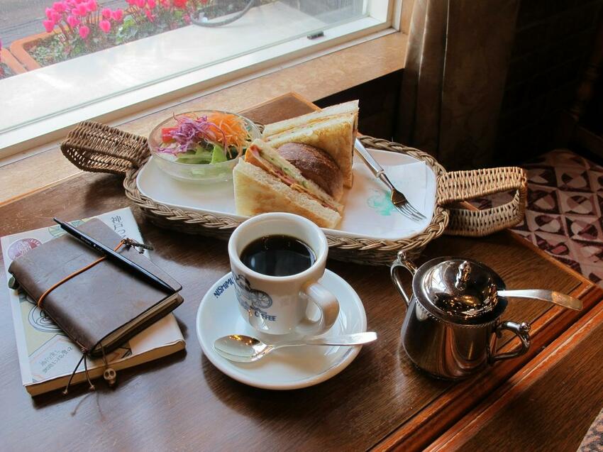 【2024年神戶自由行】最新旅遊景點特集! 搭神戶船只要500日幣! 人氣甜點店、吃爆神戶牛、打卡BE KOBE