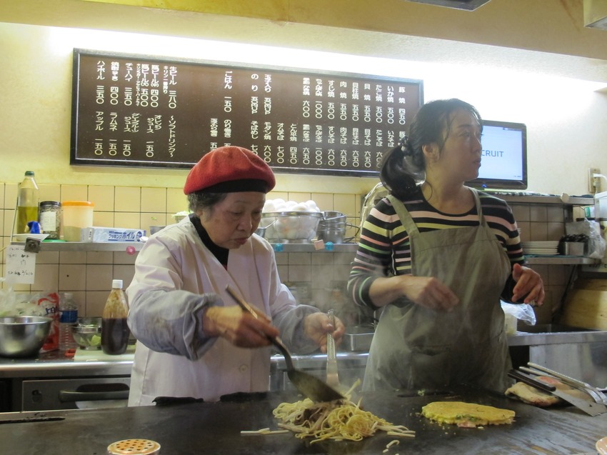 【2024年神戶自由行】最新旅遊景點特集! 搭神戶船只要500日幣! 人氣甜點店、吃爆神戶牛、打卡BE KOBE