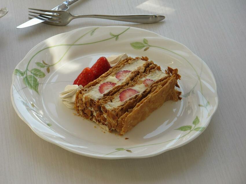 【2024年神戶自由行】最新旅遊景點特集! 搭神戶船只要500日幣! 人氣甜點店、吃爆神戶牛、打卡BE KOBE