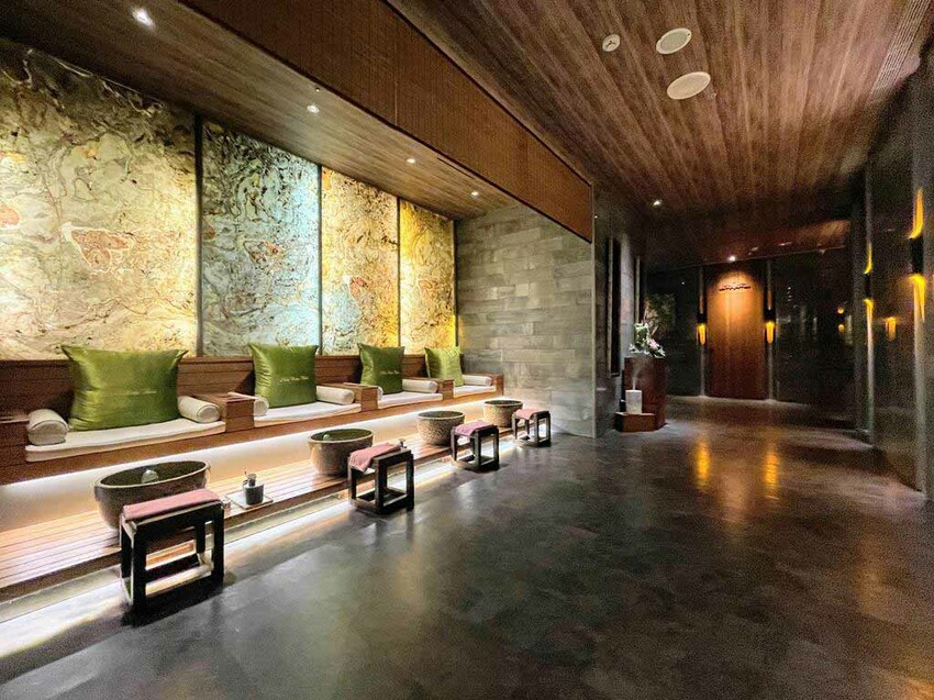 青和泰信義會館