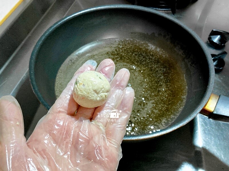 烹飪筆記│豆干丸子,葷素都可以的豆干變化料理