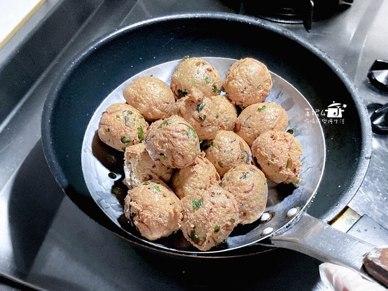 烹飪筆記│豆干丸子,葷素都可以的豆干變化料理