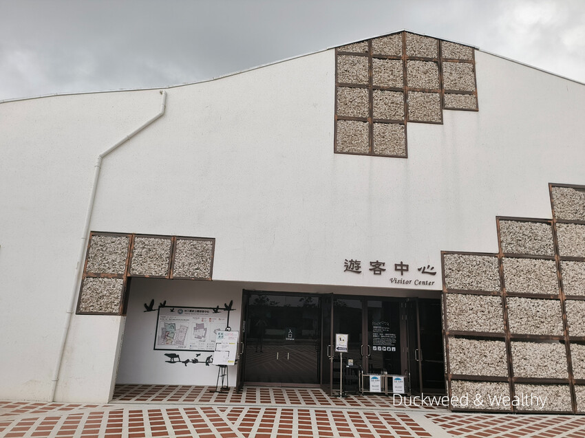 【台南景點】台江四草海堤「台江阿嬤」∣漂流木藝術地景創作∣「吾海吾江」台江最熱門的打卡景點∣