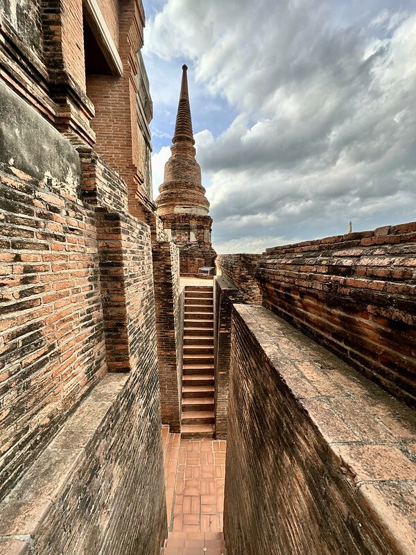 【亞洲，泰國，大城】 大城（Ayutthaya）保存最完整的古老寺廟~崖差蒙空寺（大勝利吉祥寺/Wat Yai Chaiyamo