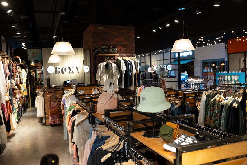 桃園青埔大江購物中心｜熱辣酷暑不要來！暑假親子歡樂放電＆避暑的好去處，就在中壢大江購物中心！全年停車