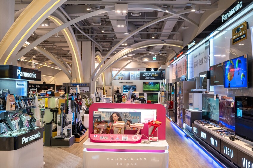 桃園青埔大江購物中心｜熱辣酷暑不要來！暑假親子歡樂放電＆避暑的好去處，就在中壢大江購物中心！全年停車