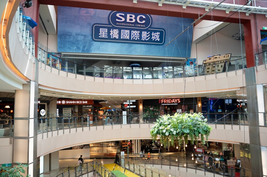 桃園青埔大江購物中心｜熱辣酷暑不要來！暑假親子歡樂放電＆避暑的好去處，就在中壢大江購物中心！全年停車