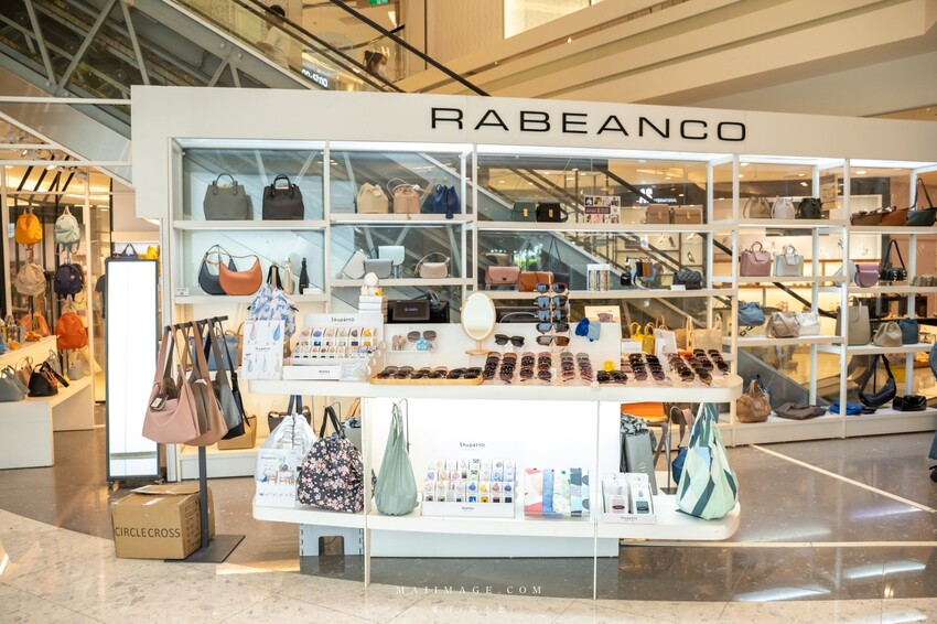 桃園青埔大江購物中心｜熱辣酷暑不要來！暑假親子歡樂放電＆避暑的好去處，就在中壢大江購物中心！全年停車