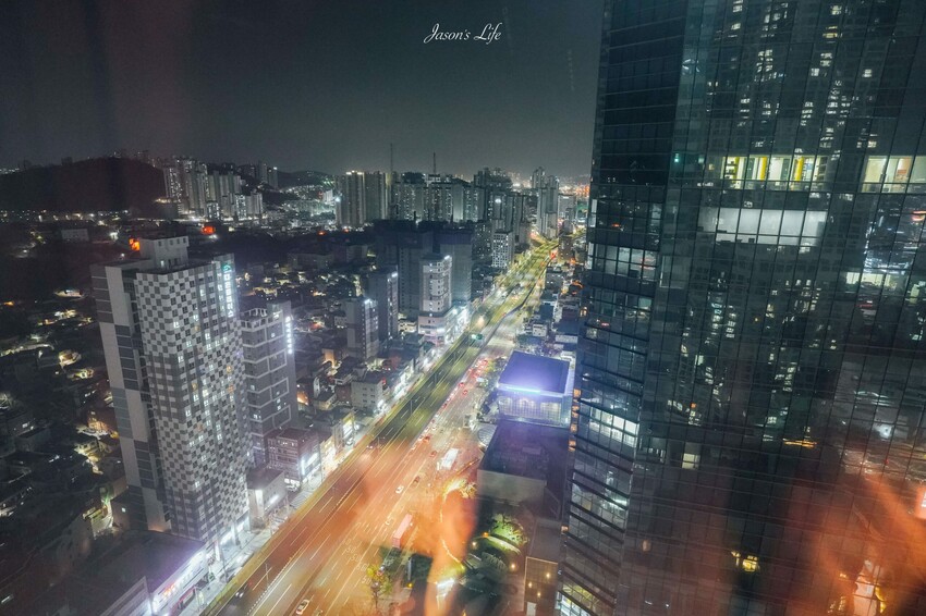 【韓國釜山|住宿】Avani Central Busan Hotel。近國際金融中心地鐵站,商務型飯店,一樓有24小時emart,方