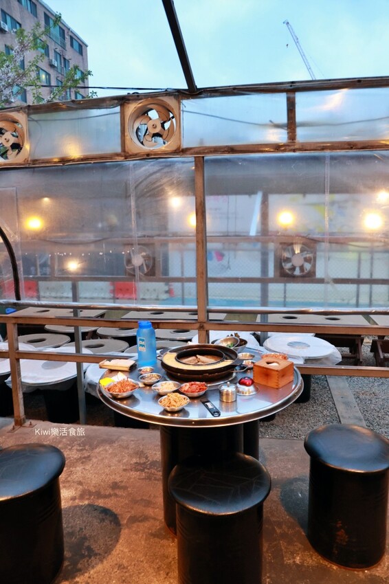 韓國釜山美食伍班長燒肉오반장|釜山海雲台美食燒肉好好吃.蛋液吃免驚!附上中文菜單,近海雲台5號出口美食