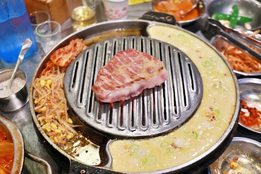 韓國釜山美食伍班長燒肉오반장|釜山海雲台美食燒肉好好吃.蛋液吃免驚!附上中文菜單,近海雲台5號出口美食