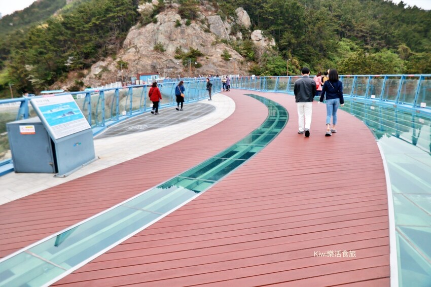 韓國釜山海雲台藍線公園一日遊｜海雲台天空膠囊列車＆海岸小火車交通資訊.票價.搭乘方式