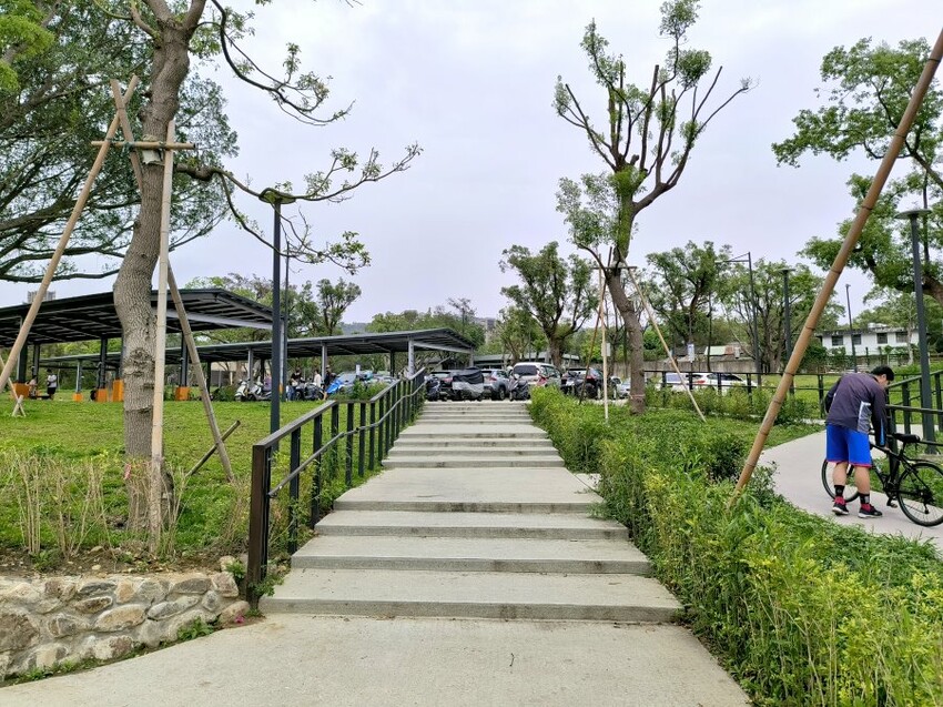 【桃園】南昌運動公園.營區改建休閒好去處!