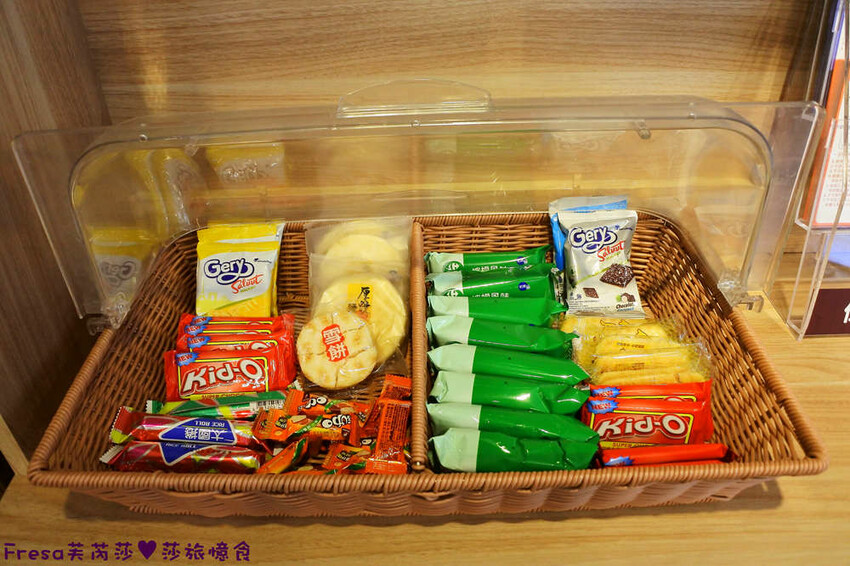 高雄傢俱【億家具批發倉庫】時尚潮流風格沙發款式.臥室客餐廳品項眾多.附設停車場│高雄館│高雄寢具 - Fresa芙芮莎♥莎旅憶食