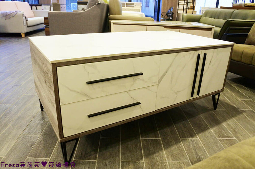 高雄傢俱【億家具批發倉庫】時尚潮流風格沙發款式.臥室客餐廳品項眾多.附設停車場│高雄館│高雄寢具 - Fresa芙芮莎♥莎旅憶食