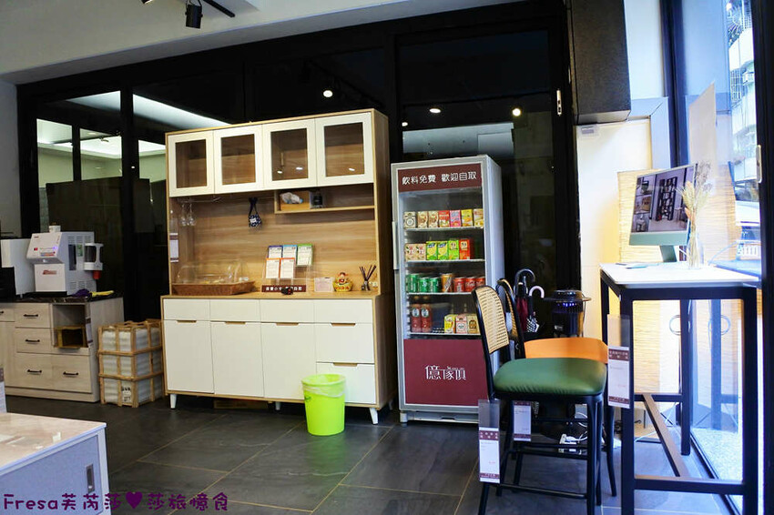 高雄傢俱【億家具批發倉庫】時尚潮流風格沙發款式.臥室客餐廳品項眾多.附設停車場│高雄館│高雄寢具 - Fresa芙芮莎♥莎旅憶食