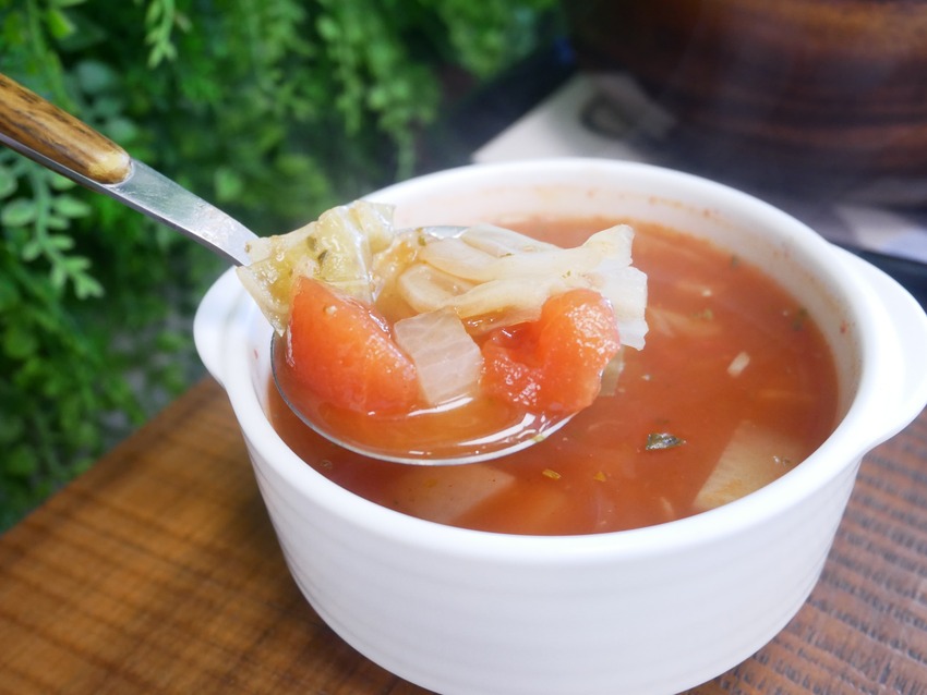 Woopen木盆輕食沙拉(綠川門市)(結束營業)-近台中火車站，提供貝果堡/潛艇堡/木盆沙拉/溫時蔬/飲品/湯品(@^0^@)/