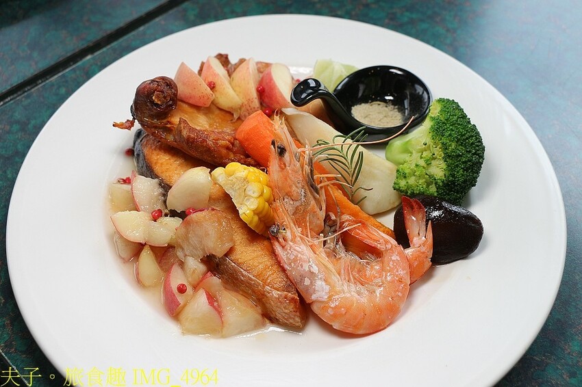 IMG_4964.jpg IMG_4964.jpg