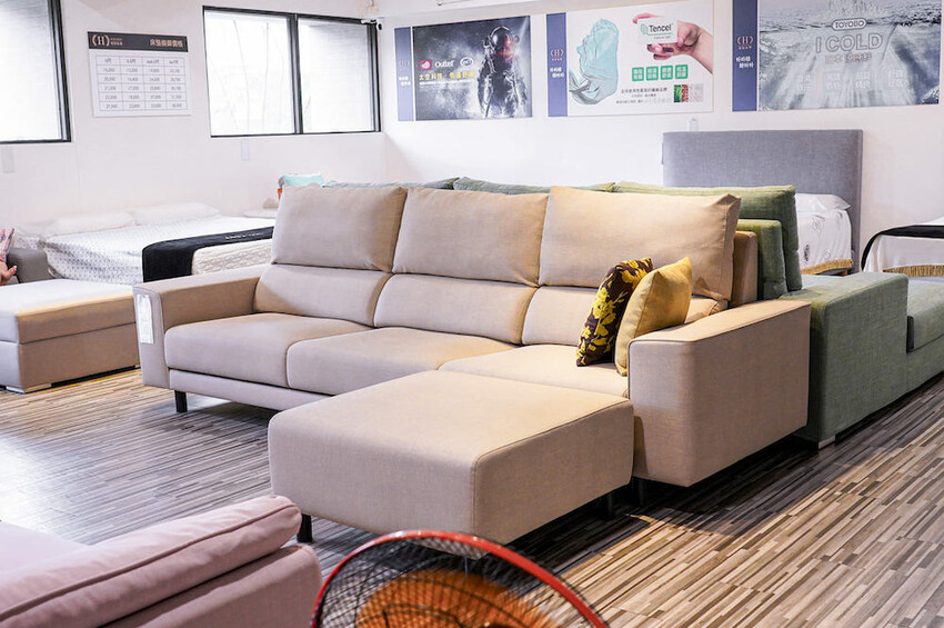 愛加沙發工廠 |台中沙發推薦,工廠直營手工沙發開箱,優質客製化沙發 - 艾薇覓食趣