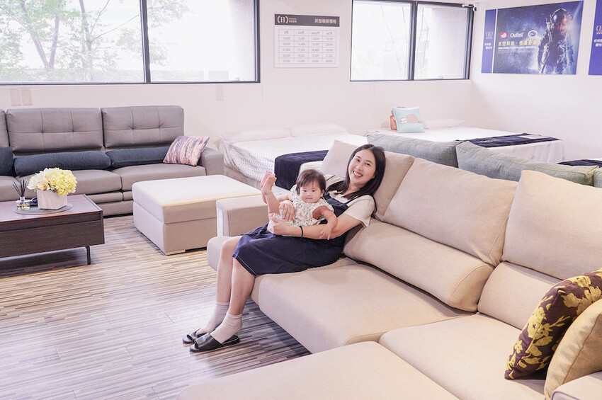 愛加沙發工廠 |台中沙發推薦,工廠直營手工沙發開箱,優質客製化沙發 - 艾薇覓食趣