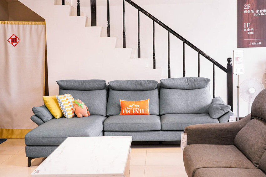愛加沙發工廠 |台中沙發推薦,工廠直營手工沙發開箱,優質客製化沙發 - 艾薇覓食趣