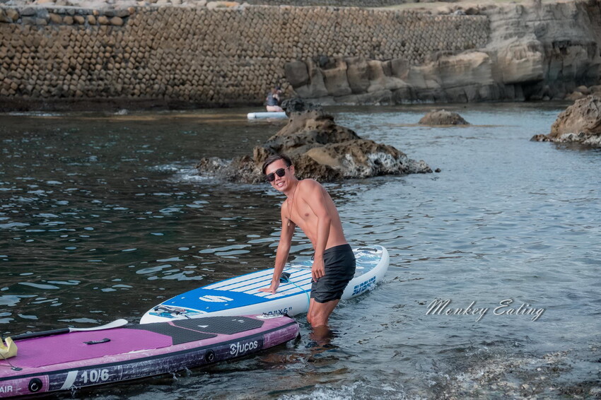 【深澳】象鼻岩SUP日出團｜ODoor專業戶外探險團隊，探索東北角之美，北部SUP立槳推薦 - 貪吃猴的幻想