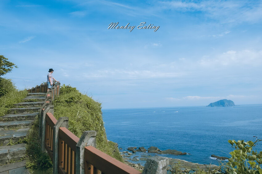 【基隆景點】望幽谷濱海步道|輕鬆好拍夢幻蔚藍步道,順遊潮境公園,八斗子漁港吃美食 - 貪吃猴的幻想
