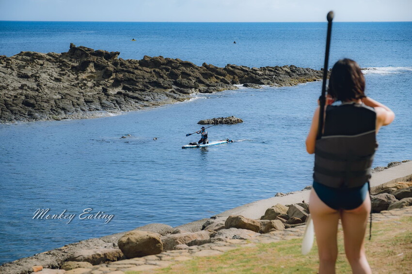 【深澳】象鼻岩SUP日出團｜ODoor專業戶外探險團隊，探索東北角之美，北部SUP立槳推薦 - 貪吃猴的幻想