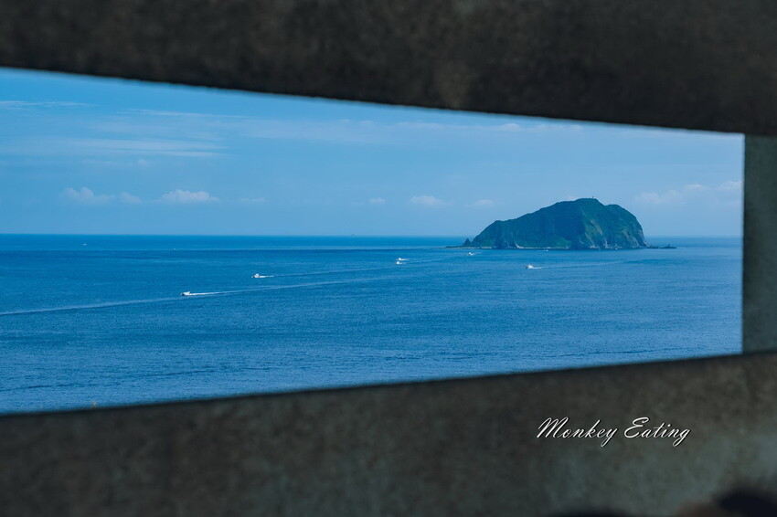 【基隆景點】望幽谷濱海步道|輕鬆好拍夢幻蔚藍步道,順遊潮境公園,八斗子漁港吃美食 - 貪吃猴的幻想